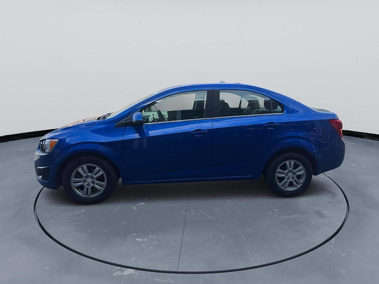 Used 2016 Chevrolet Sonic LT w/ Driver Confidence Package image 6
