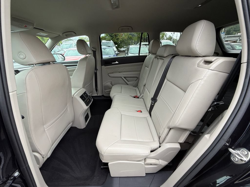 Used 2023 Volkswagen Atlas SE AWD/4WD image 22