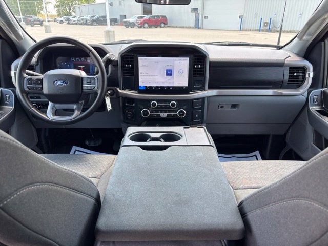 Used 2025 Ford F150 XLT AWD/4WD image 21