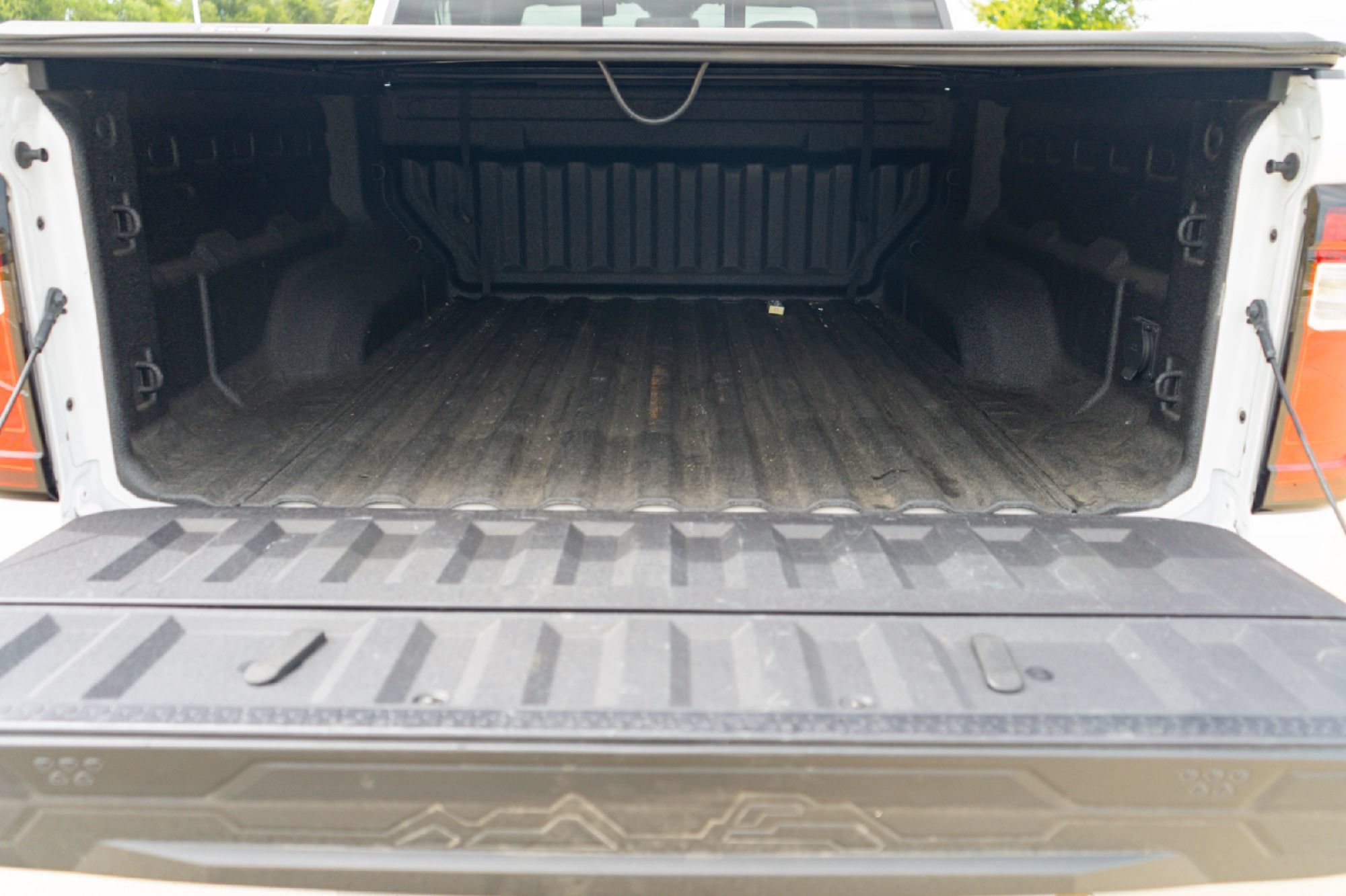 Used 2025 GMC Canyon Elevation w/ Convenience Package RWD image 25