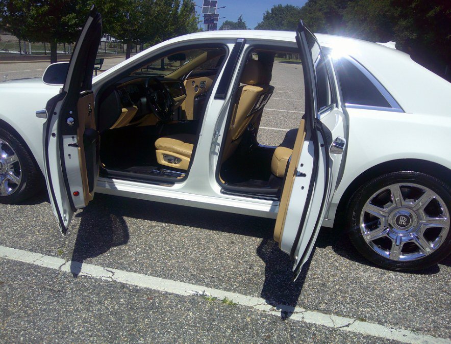 Used 2013 Rolls-Royce Ghost RWD image 62