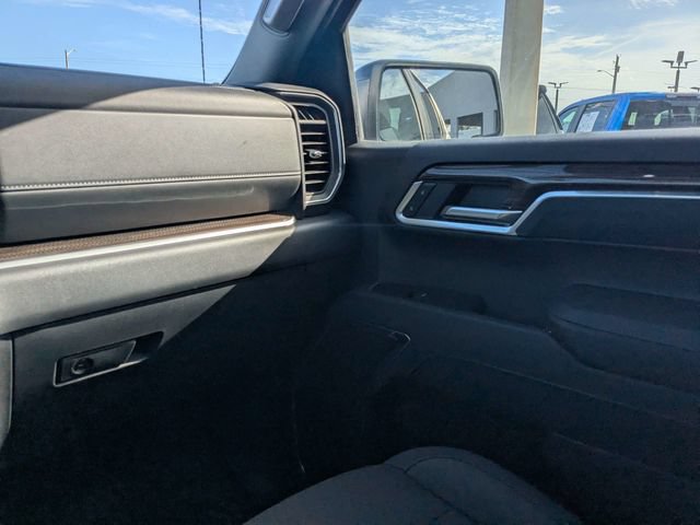 Used 2026 Chevrolet Silverado 1500 RST AWD/4WD image 15