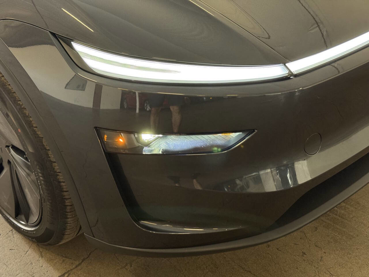 Used 2026 Tesla Model Y Long Range image 38