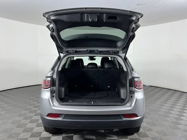 Used 2022 Jeep Compass Latitude AWD/4WD image 45