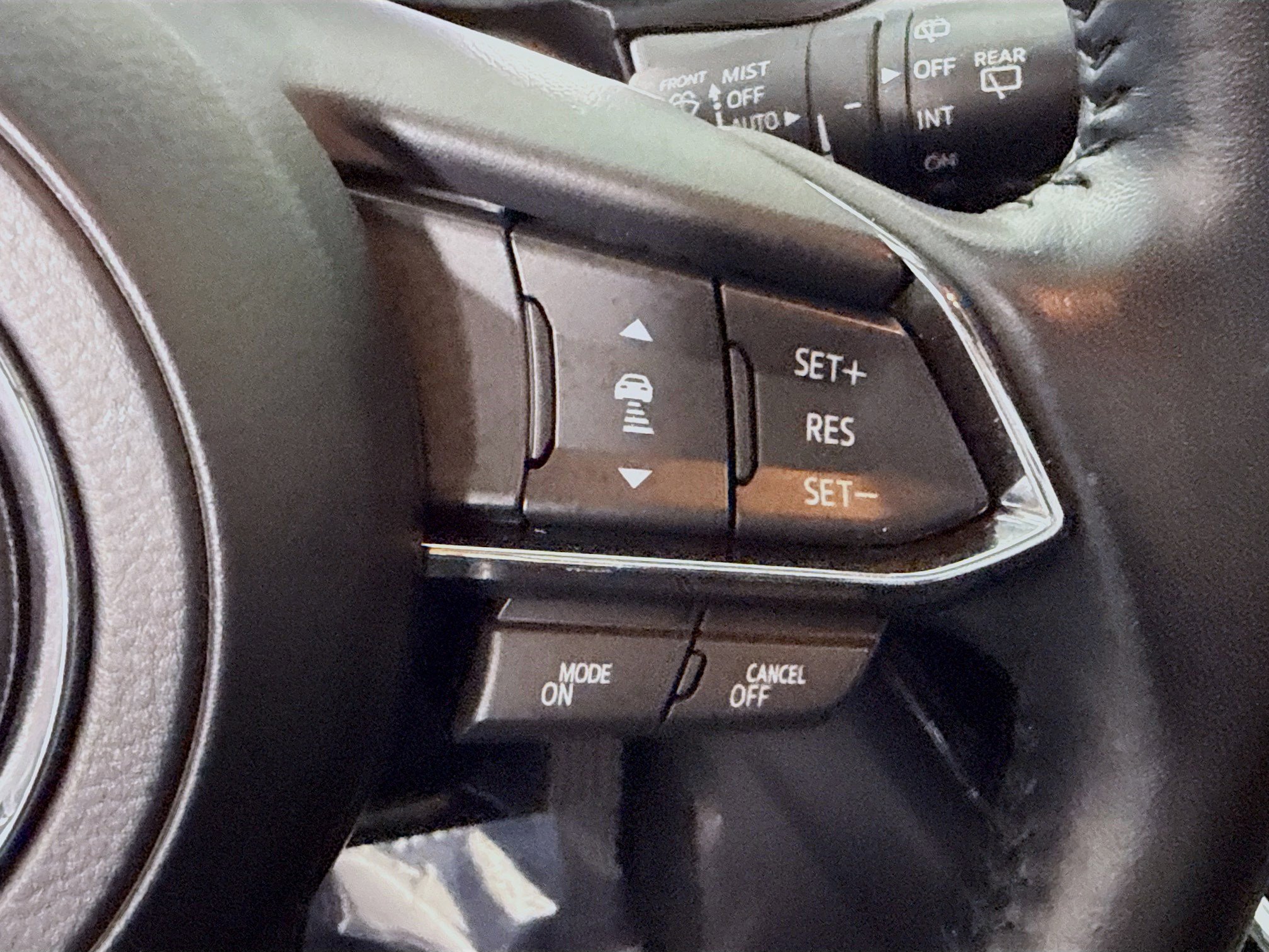 Used 2023 MAZDA CX-9 Touring image 15