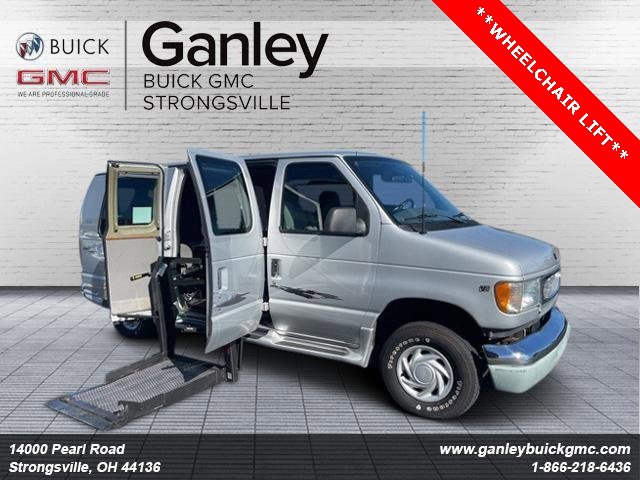 Used 2002 Ford E-150 and Econoline 150 RV image 1