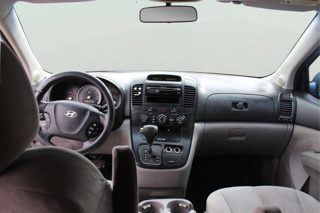 Used 2008 Hyundai Entourage GLS FWD image 8