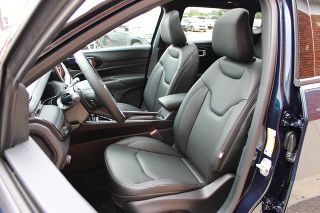 New 2026 Jeep Compass Limited w/ Sun, Sound & Navigation Group AWD/4WD image 11