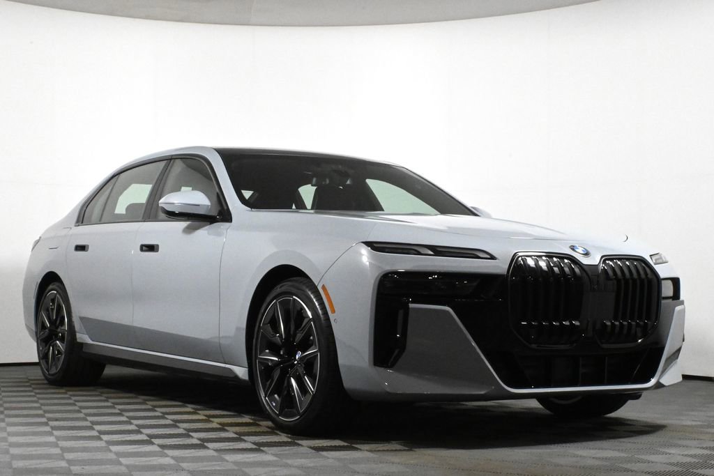New 2026 BMW 740i xDrive image 9