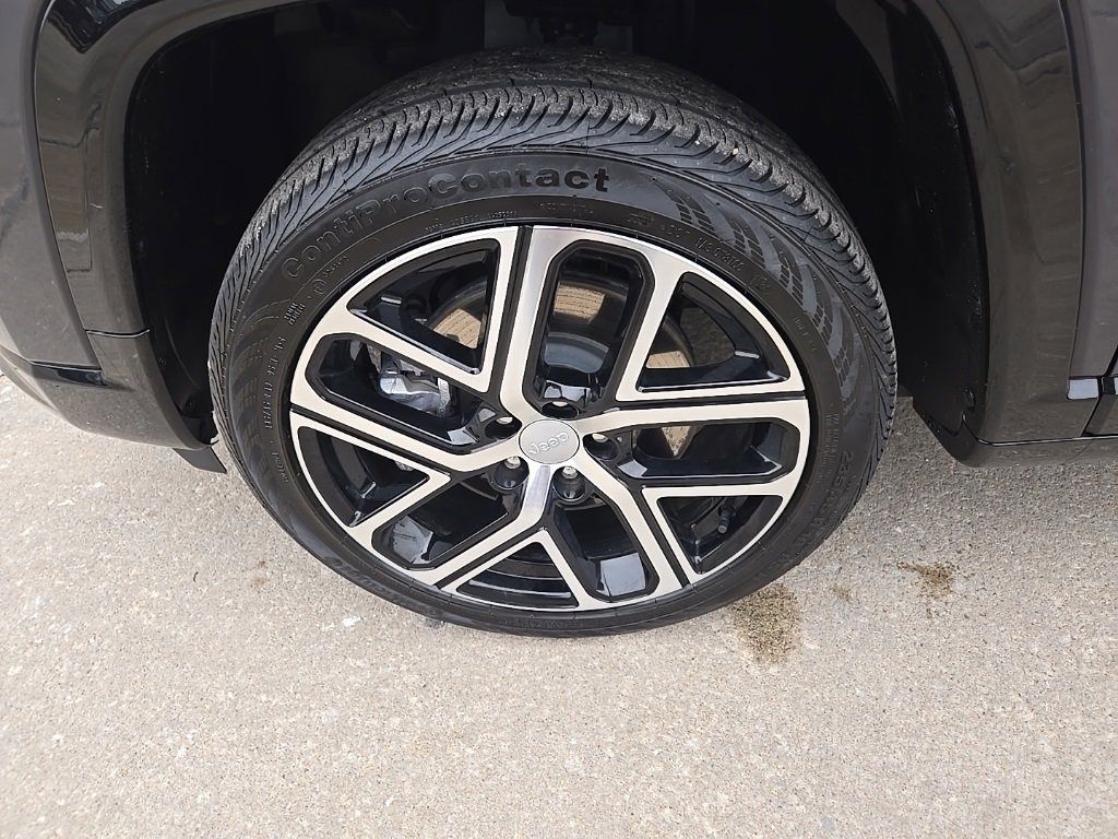 Used 2024 Jeep Compass Limited w/ Elite Group image 25