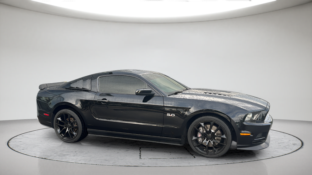 Used 2014 Ford Mustang GT w/ Brembo Brake Package RWD image 3