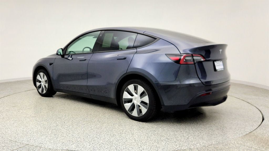 Used 2023 Tesla Model Y Long Range image 7