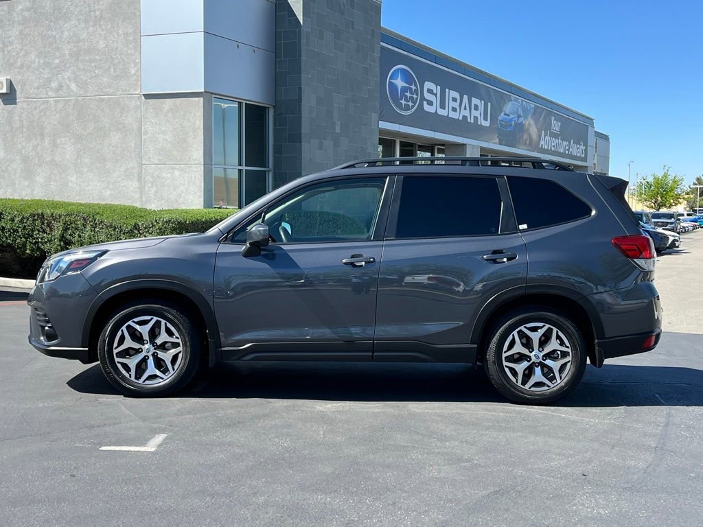 Certified 2023 Subaru Forester Premium AWD/4WD image 7