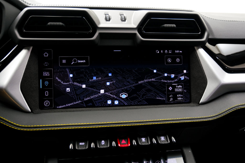 Used 2025 Lamborghini Urus SE AWD/4WD image 33