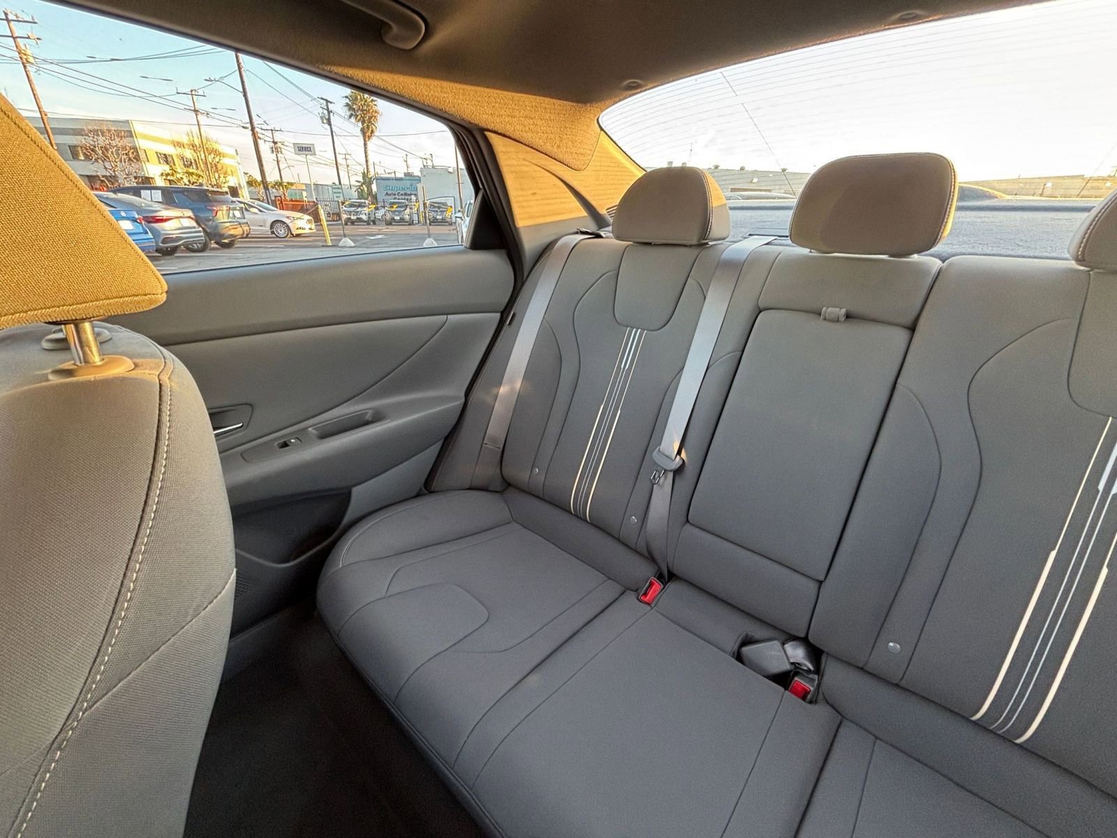 Used 2025 Hyundai Elantra SEL image 42