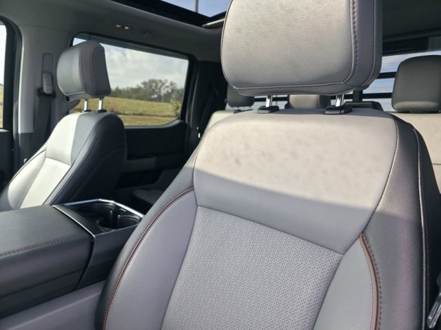 Used 2025 Ford F150 Lariat w/ Equipment Group 501A Mid image 14