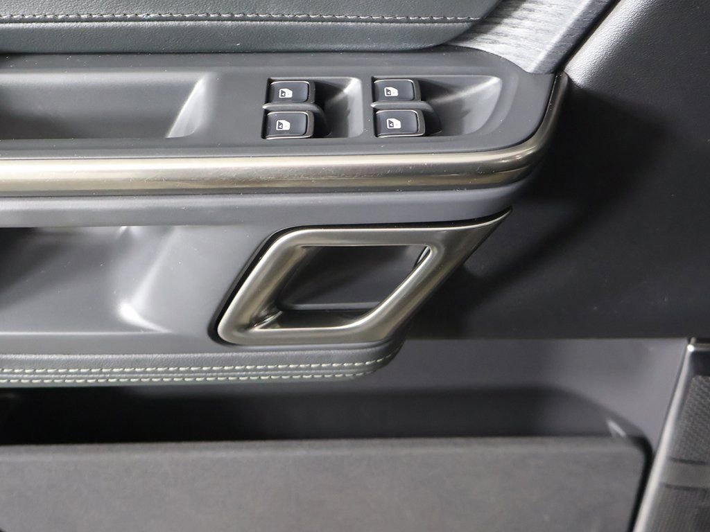 Used 2024 Rivian R1S Adventure image 42