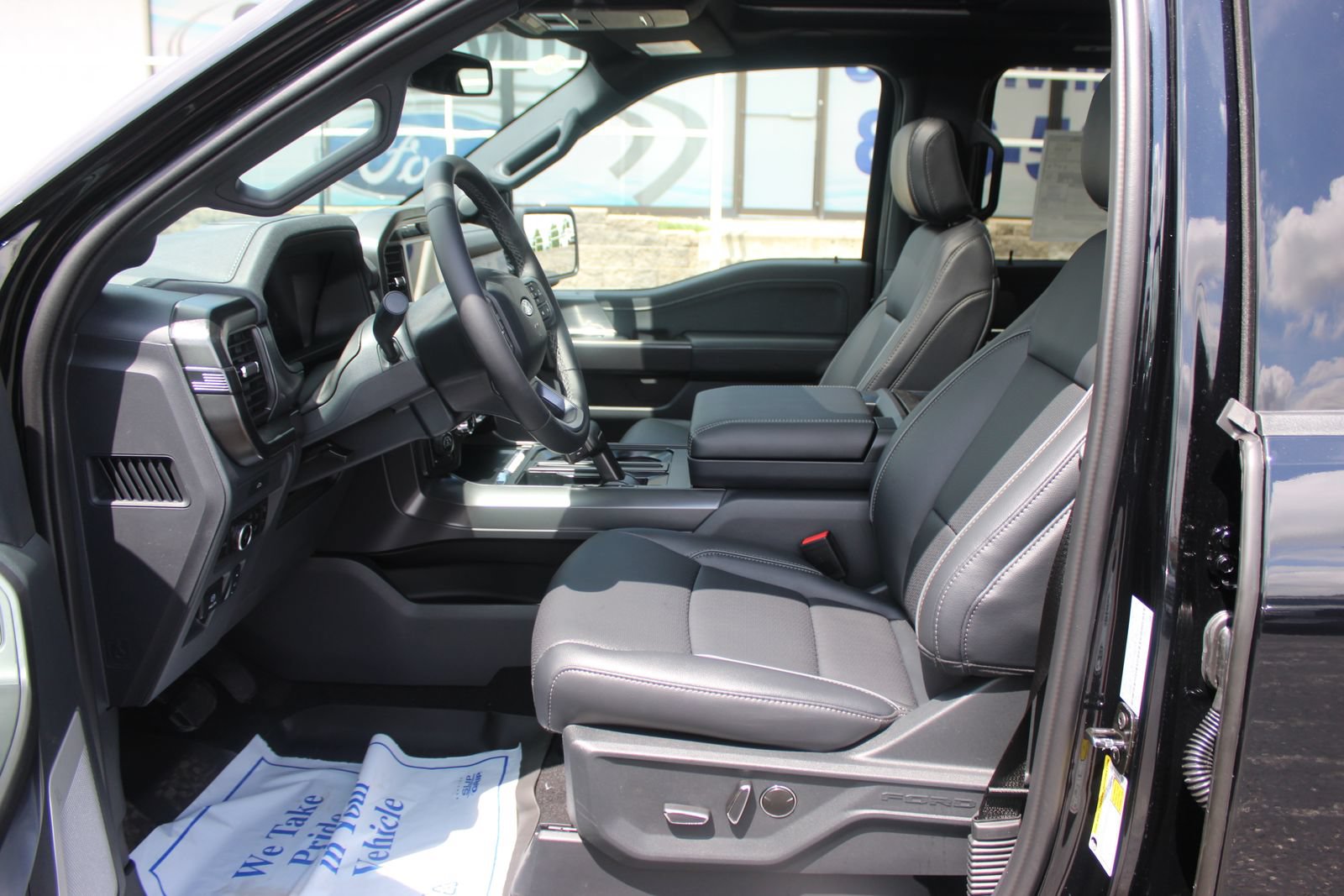 New 2026 Ford F150 Lariat w/ Equipment Group 502A High AWD/4WD image 28