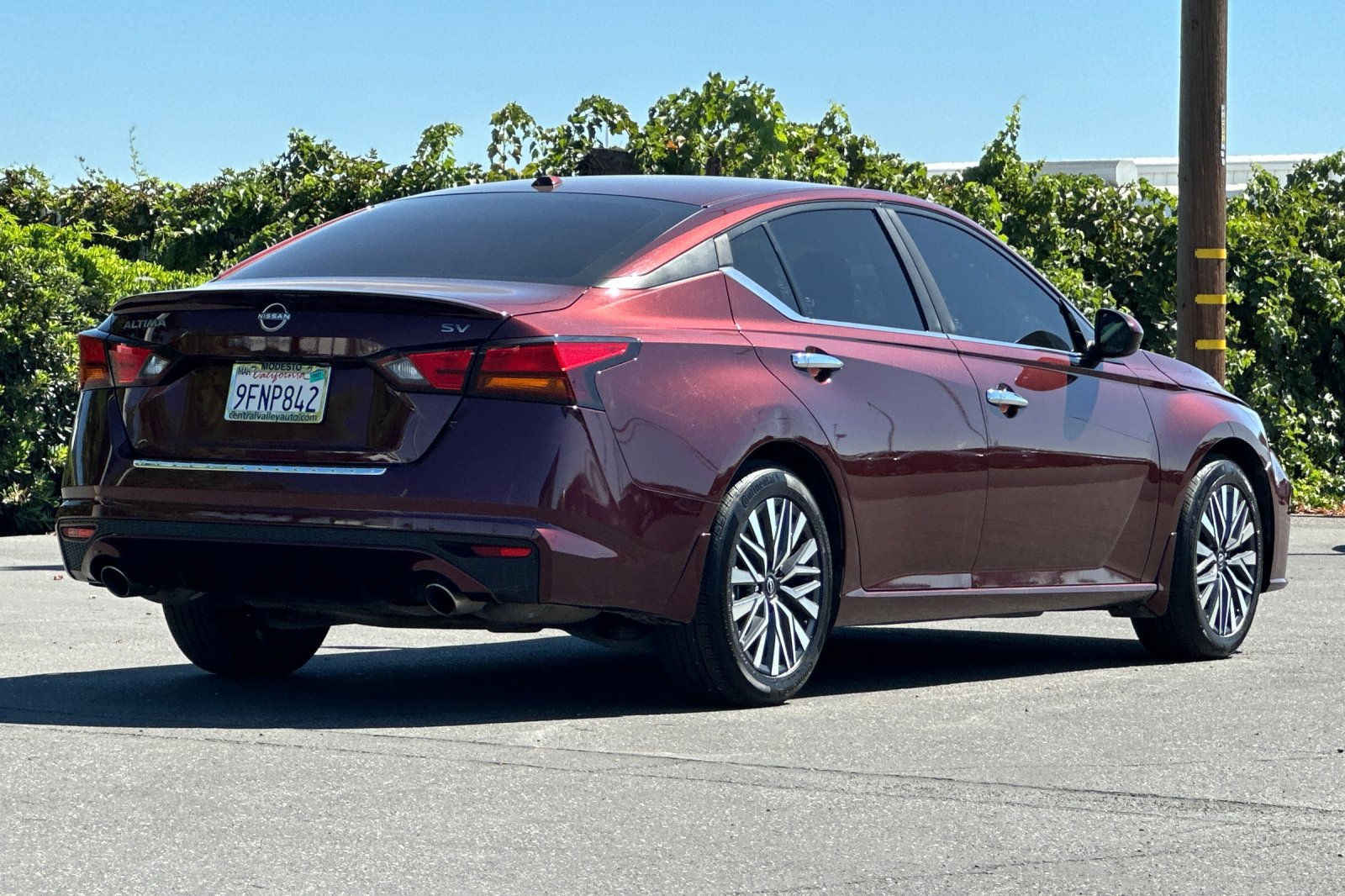 Certified 2023 Nissan Altima 2.5 SV w/ SV Premium Package FWD image 4