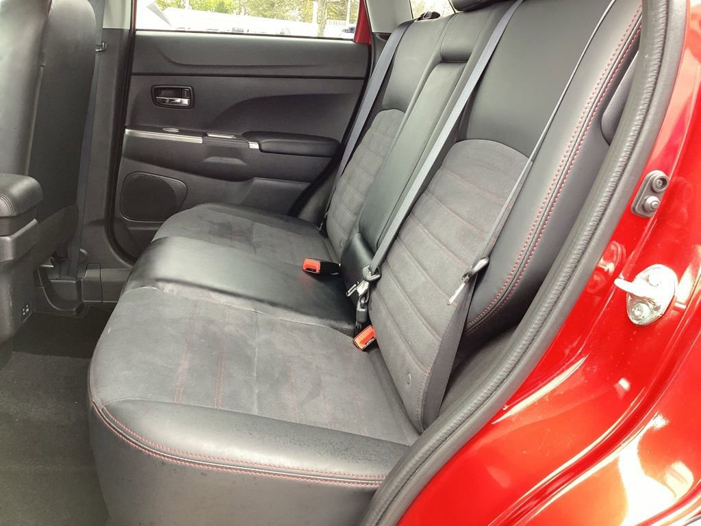 Used 2025 Mitsubishi Outlander Sport AWD image 18