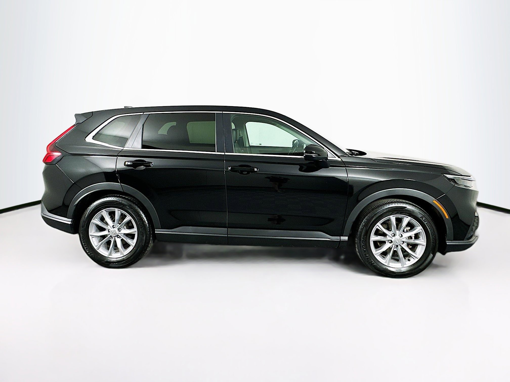 Used 2025 Honda CR-V EX-L image 10