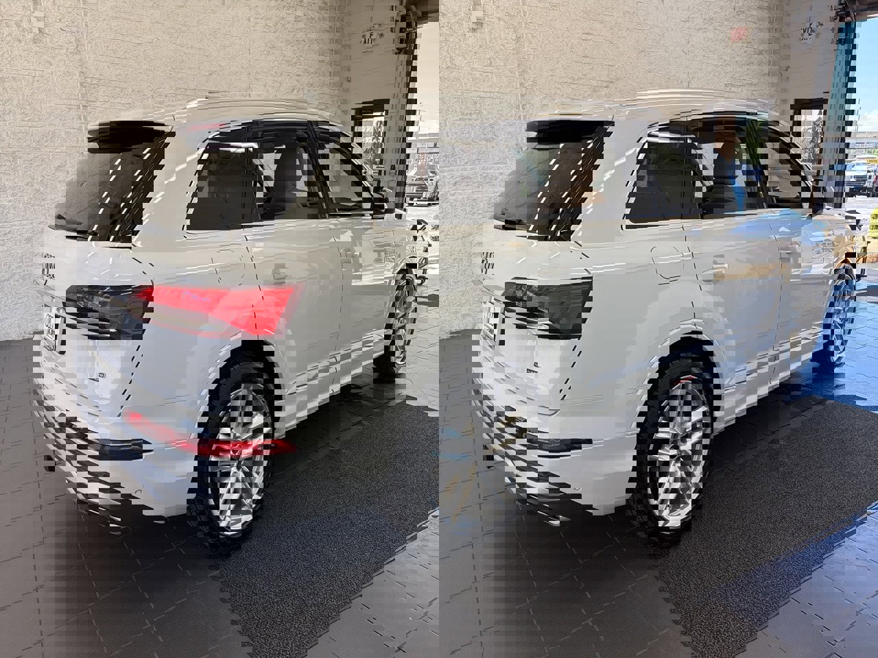 New 2025 Audi Q7 3.0T Premium Plus image 8