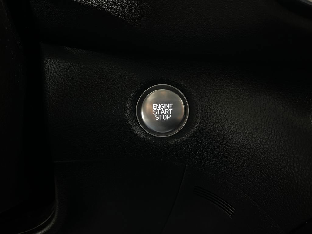 Used 2021 Hyundai Santa Fe SEL image 19