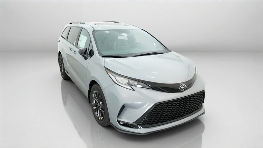 New 2026 Toyota Sienna XSE FWD image 4