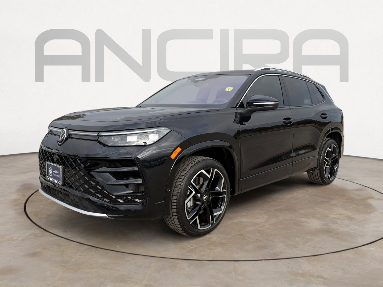 Certified 2026 Volkswagen Tiguan SEL R-Line AWD/4WD image 6