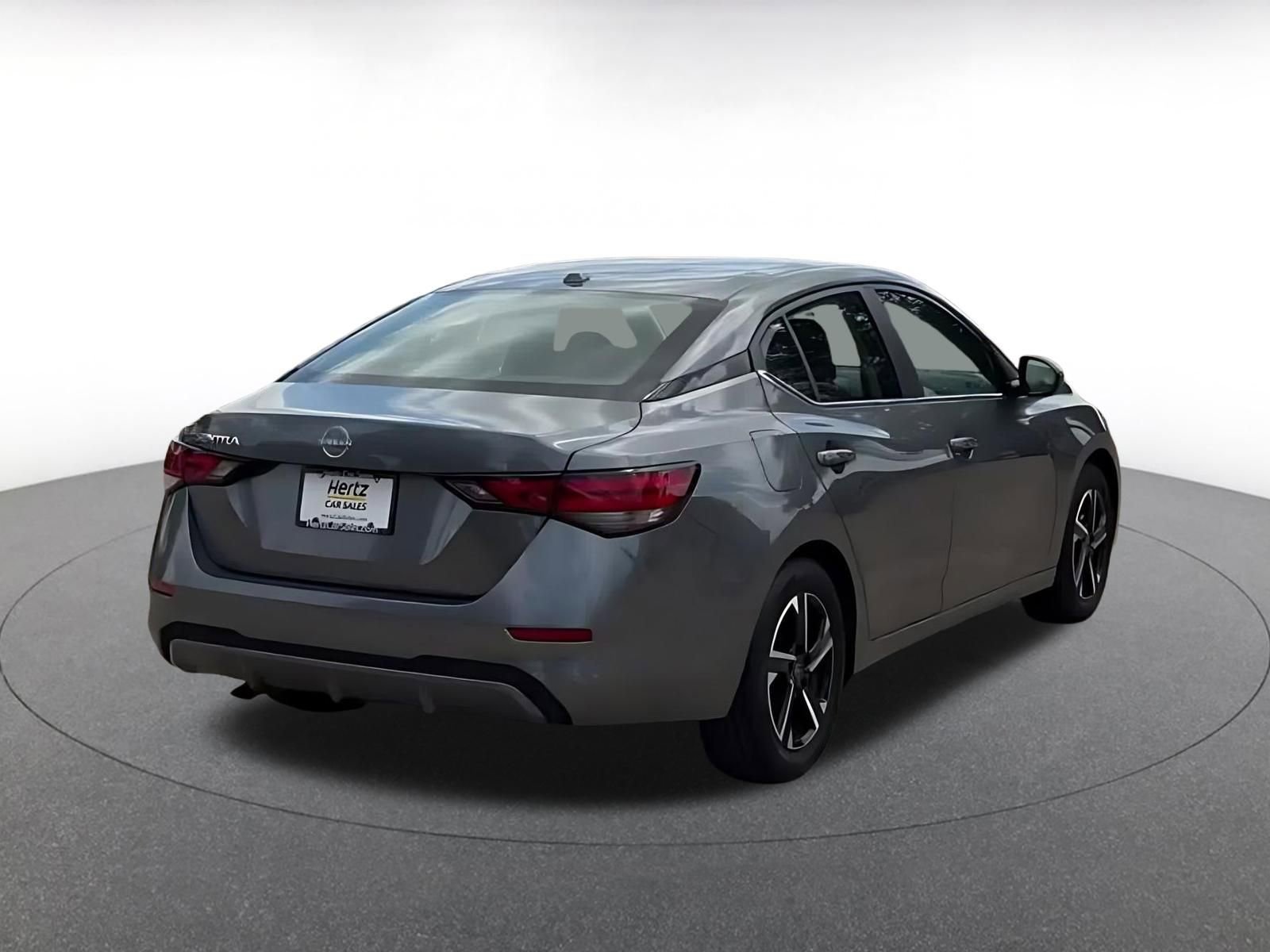 Used 2025 Nissan Sentra SV image 14