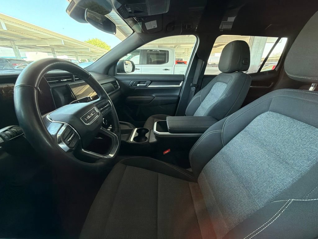 Used 2025 GMC Terrain Elevation FWD image 8