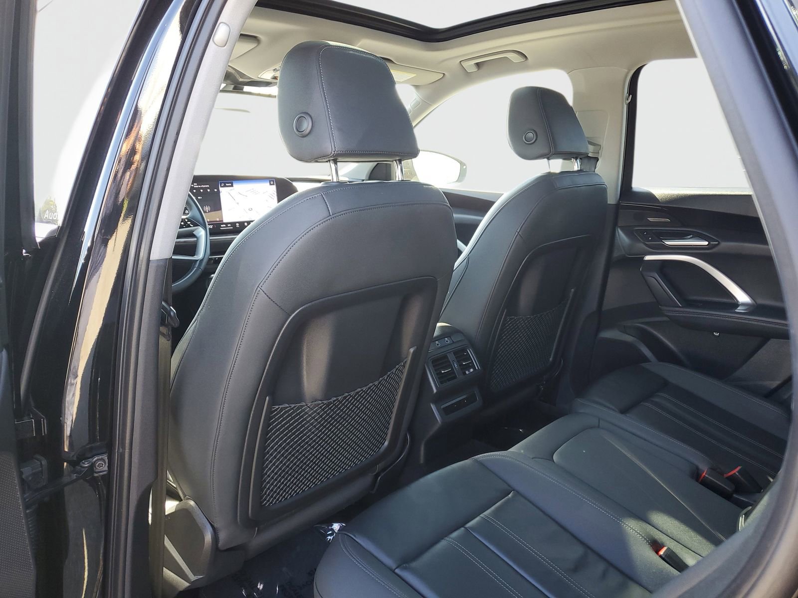 Used 2025 Audi Q5 Premium Plus w/ Premium Plus image 16