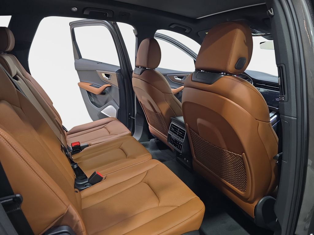 New 2026 Audi Q7 3.0T Prestige image 11