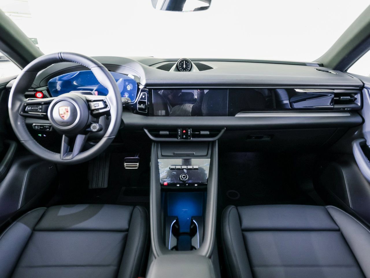 New 2026 Porsche Macan 4S Electric AWD/4WD image 26