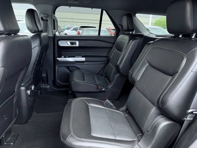 Used 2022 Ford Explorer Limited AWD/4WD image 22