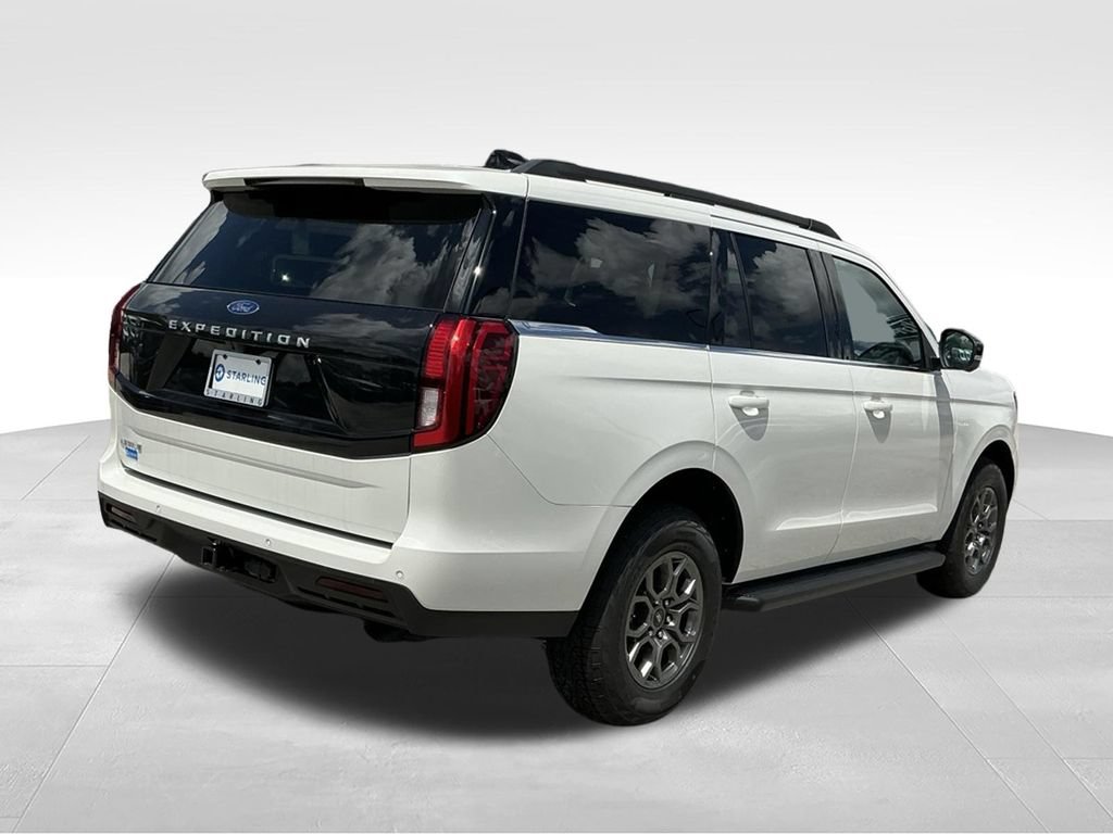 New 2026 Ford Expedition Active RWD image 9