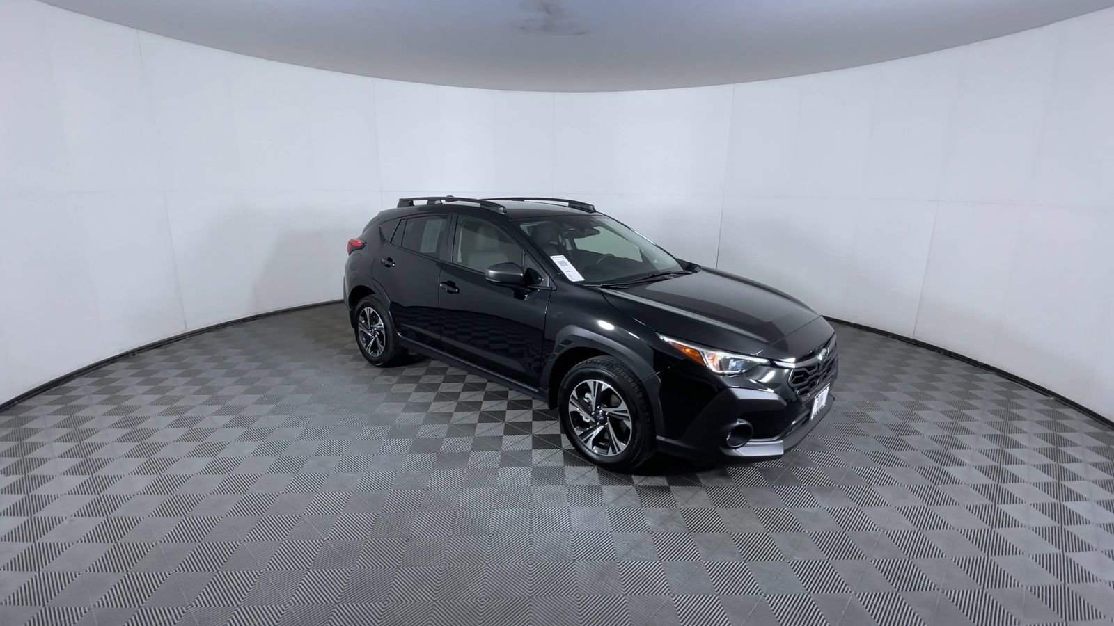 Used 2024 Subaru Crosstrek 2.0i Premium w/ Popular Package #3 AWD/4WD image 2