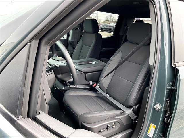 New 2026 Chevrolet Silverado 1500 Custom Trail Boss w/ LPO, Dark Essentials Package image 9