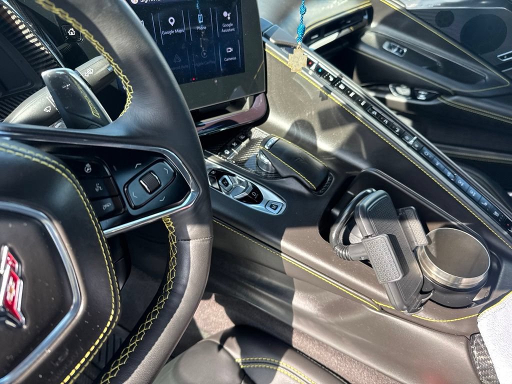 Used 2024 Chevrolet Corvette Stingray Premium Conv w/ Z51 Performance Package RWD image 13