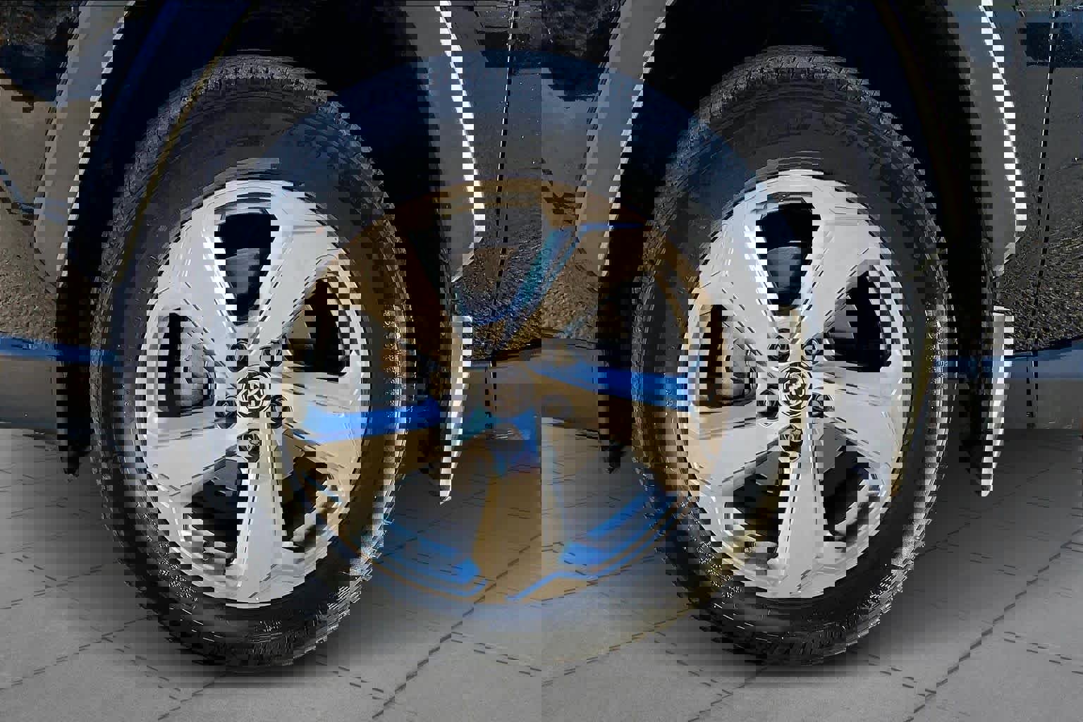 Used 2021 Toyota RAV4 Limited image 11