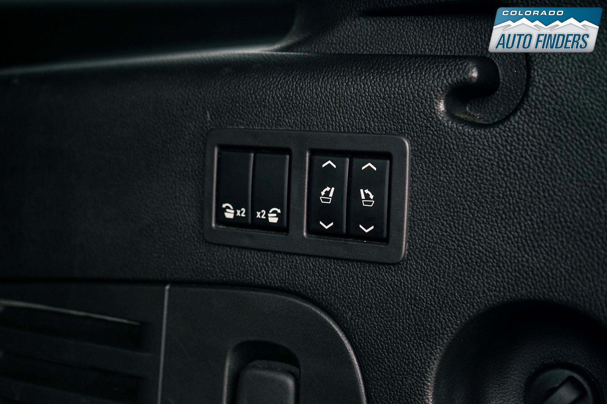 Used 2017 GMC Yukon XL Denali w/ Open Road Package image 40