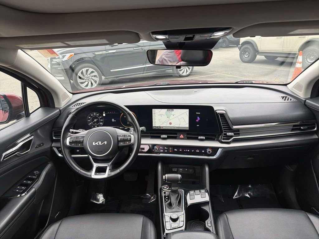 Used 2023 Kia Sportage SX image 11