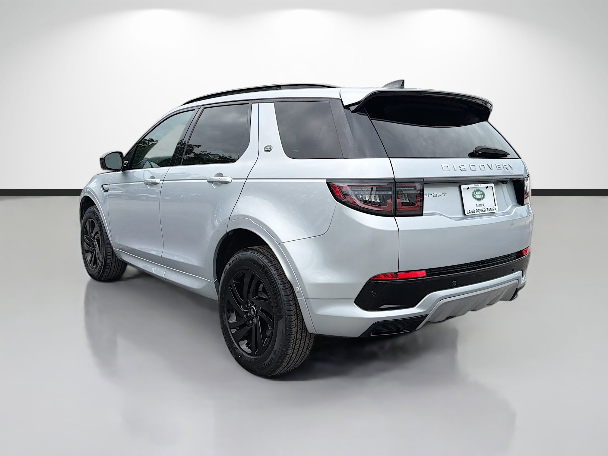 Used 2025 Land Rover Discovery Sport S AWD/4WD image 3