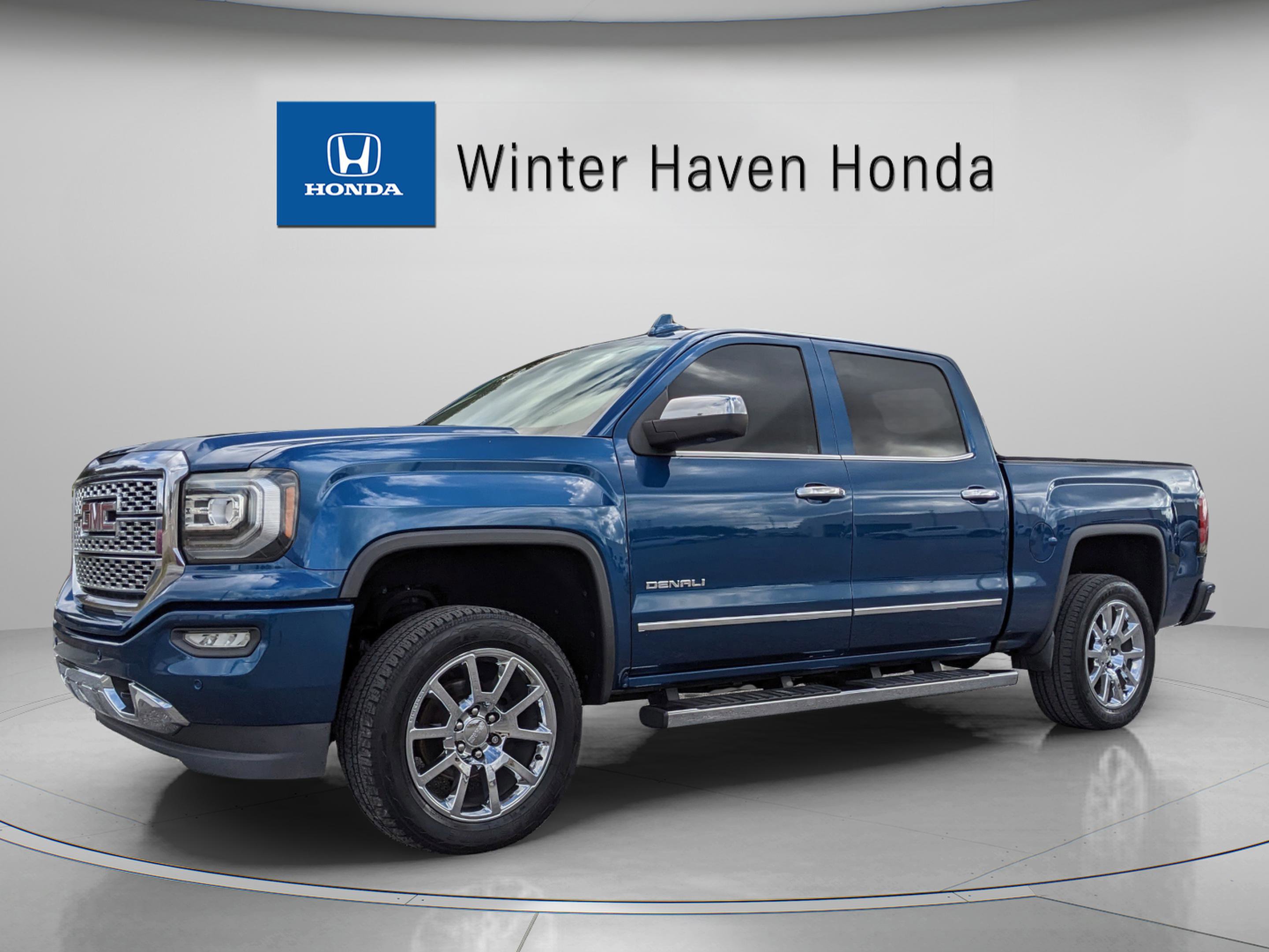 Used 2017 GMC Sierra 1500 Denali image 2