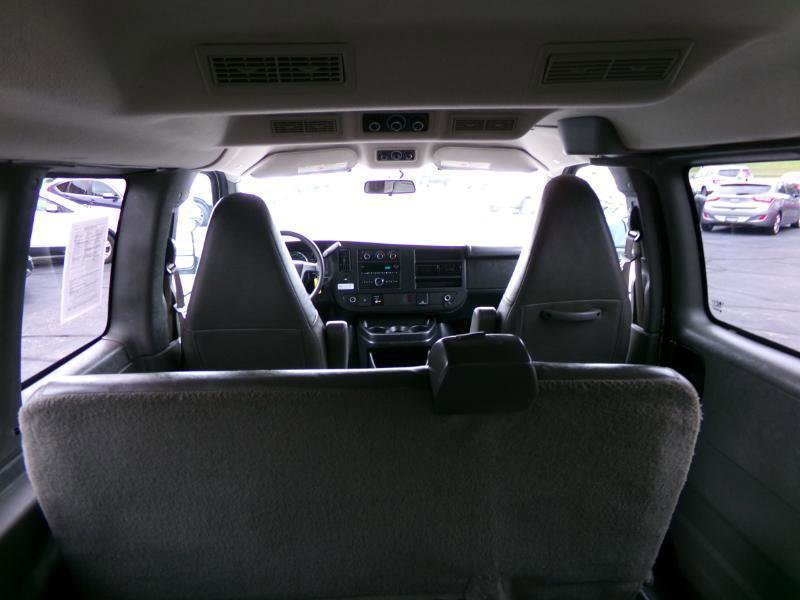 Used 2019 GMC Savana 3500 LS w/ Cold Climate Package image 31