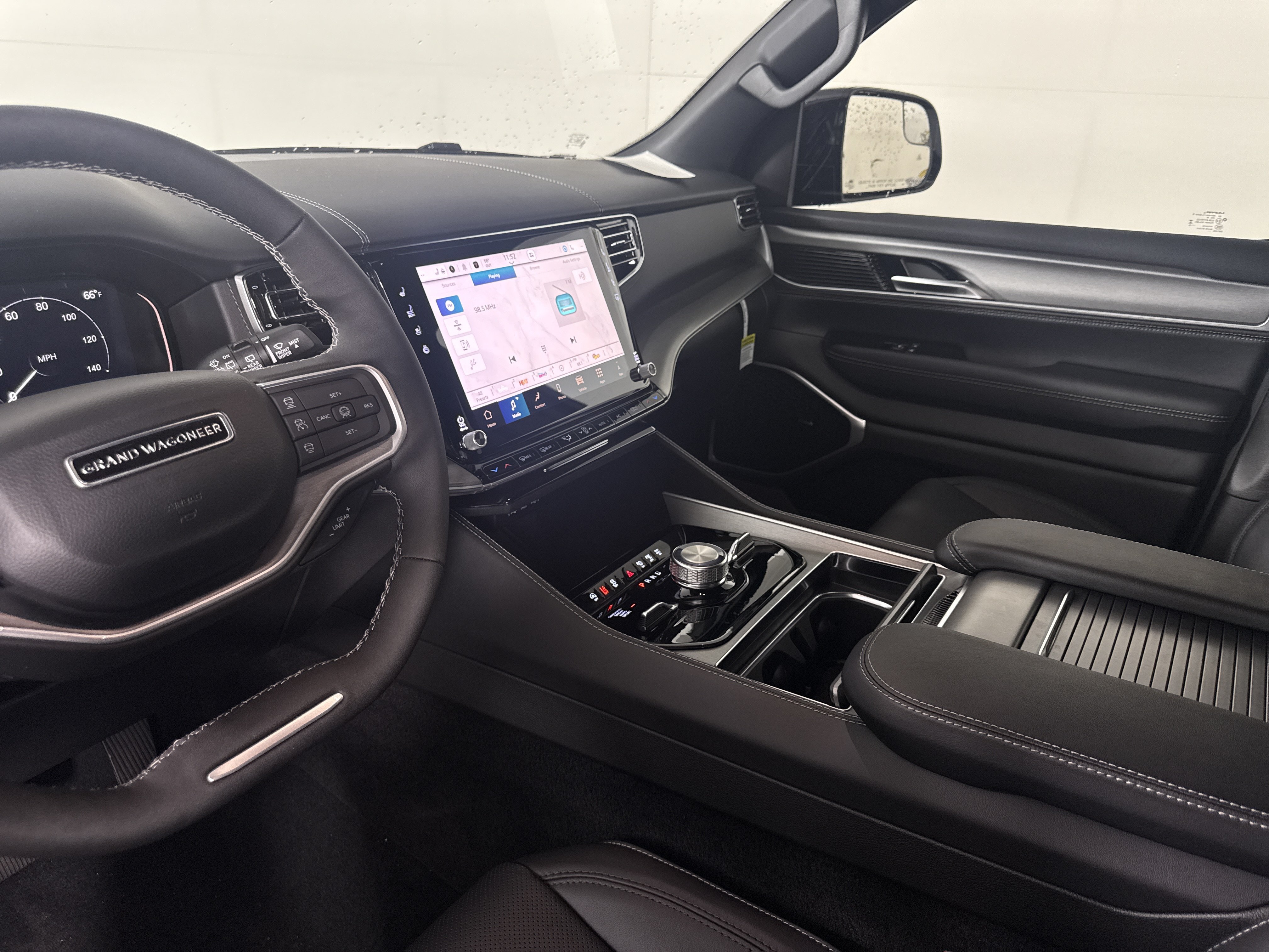 New 2026 Jeep Grand Wagoneer Limited AWD/4WD image 27