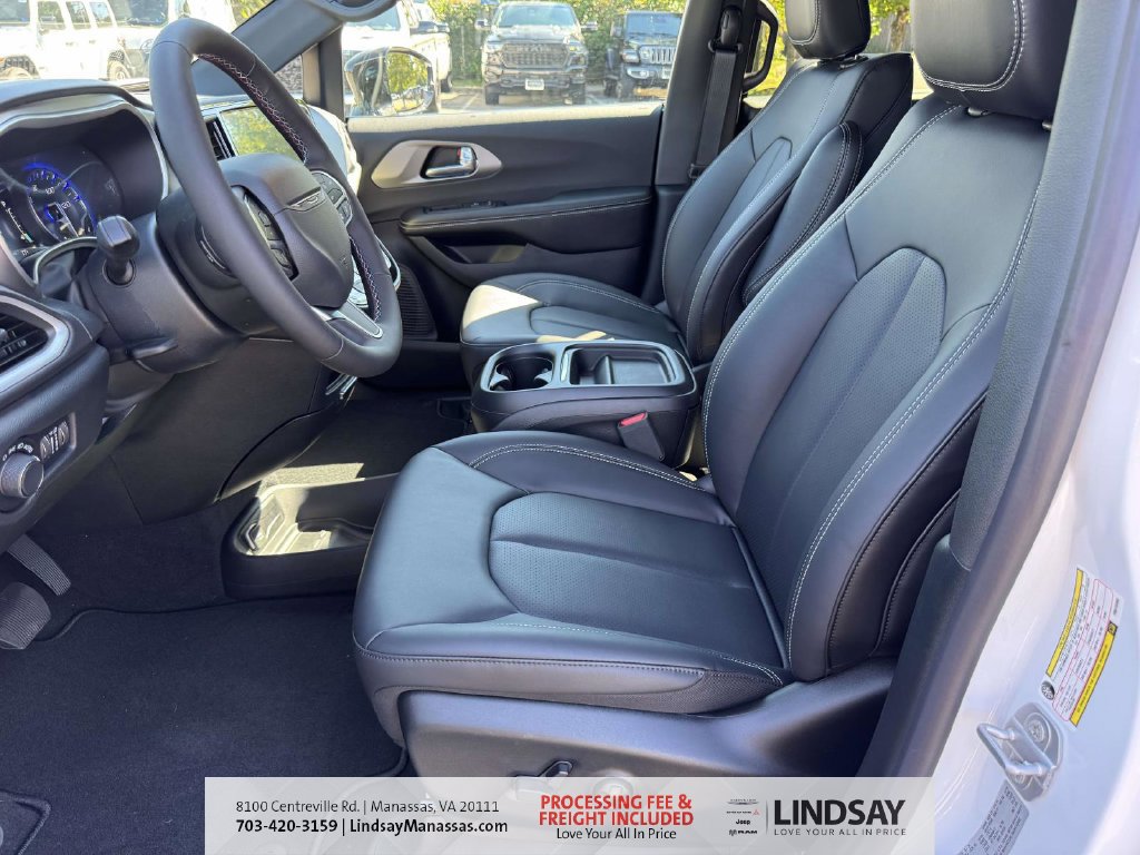 New 2027 Chrysler Pacifica LX FWD image 19