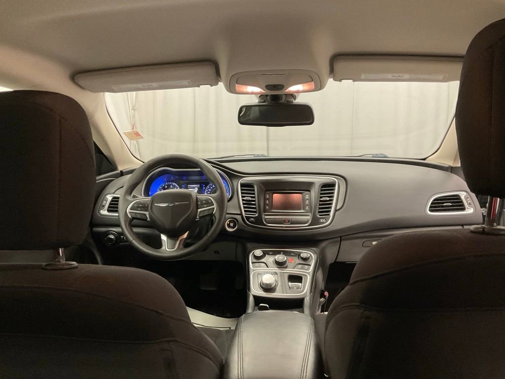Used 2016 Chrysler 200 Limited image 24