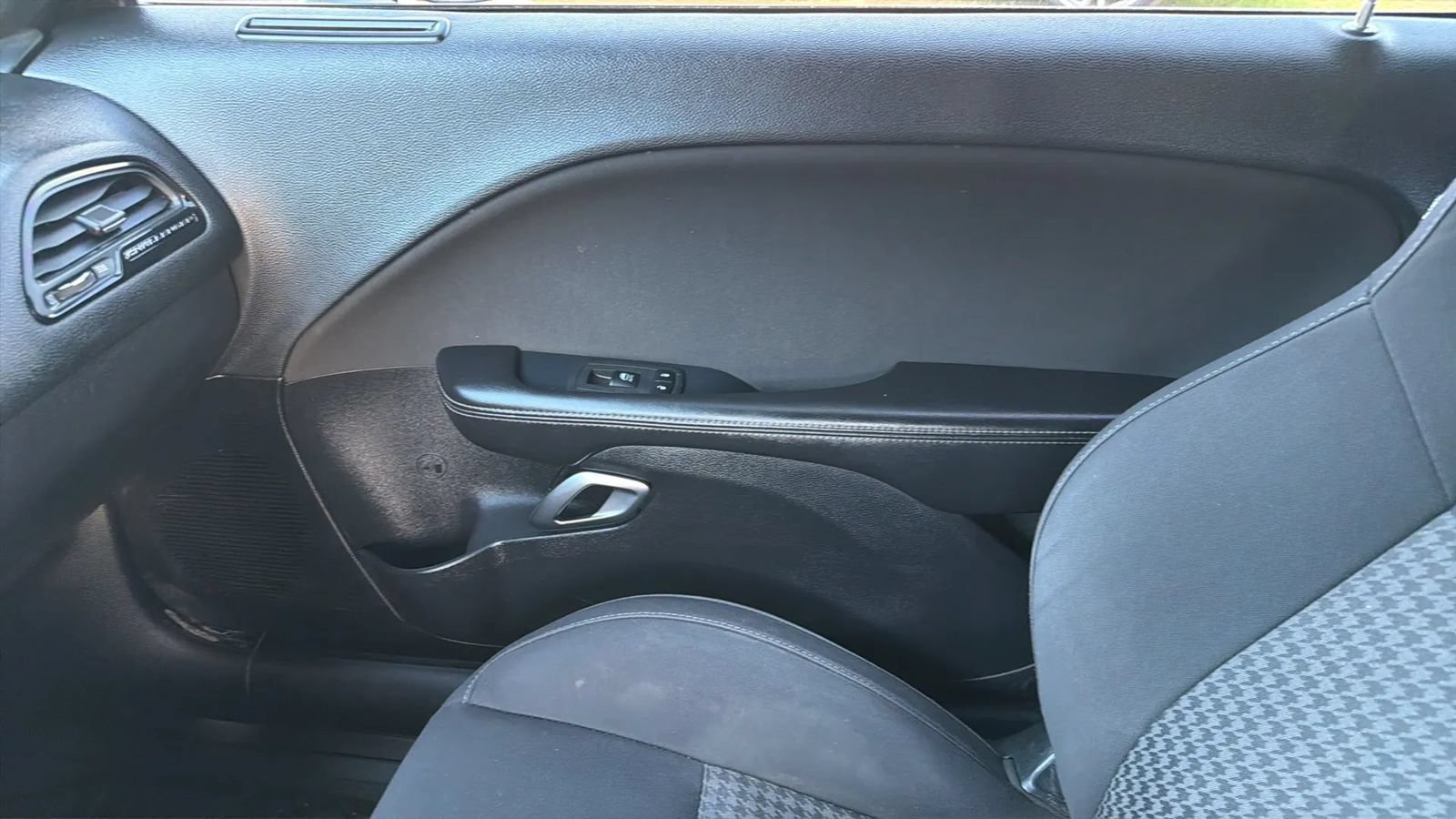 Used 2019 Dodge Challenger R/T RWD image 25