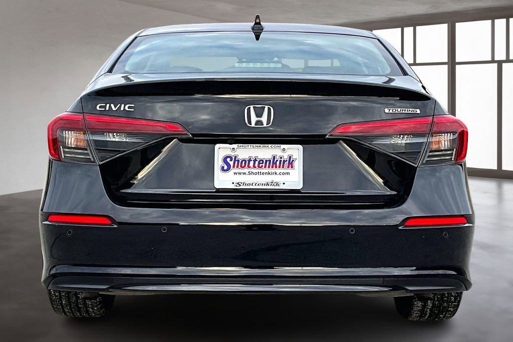 Used 2024 Honda Civic Touring image 5